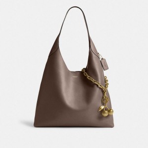 COACH® Brooklyn Shoulder Bag 39 With And Strap Women Charms Gold | XIBN34162