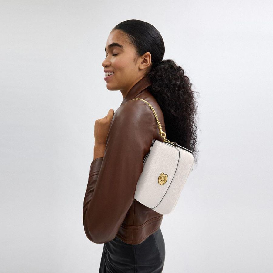COACH® Cassie 17 Women Crossbody Bag White | GWBE39476