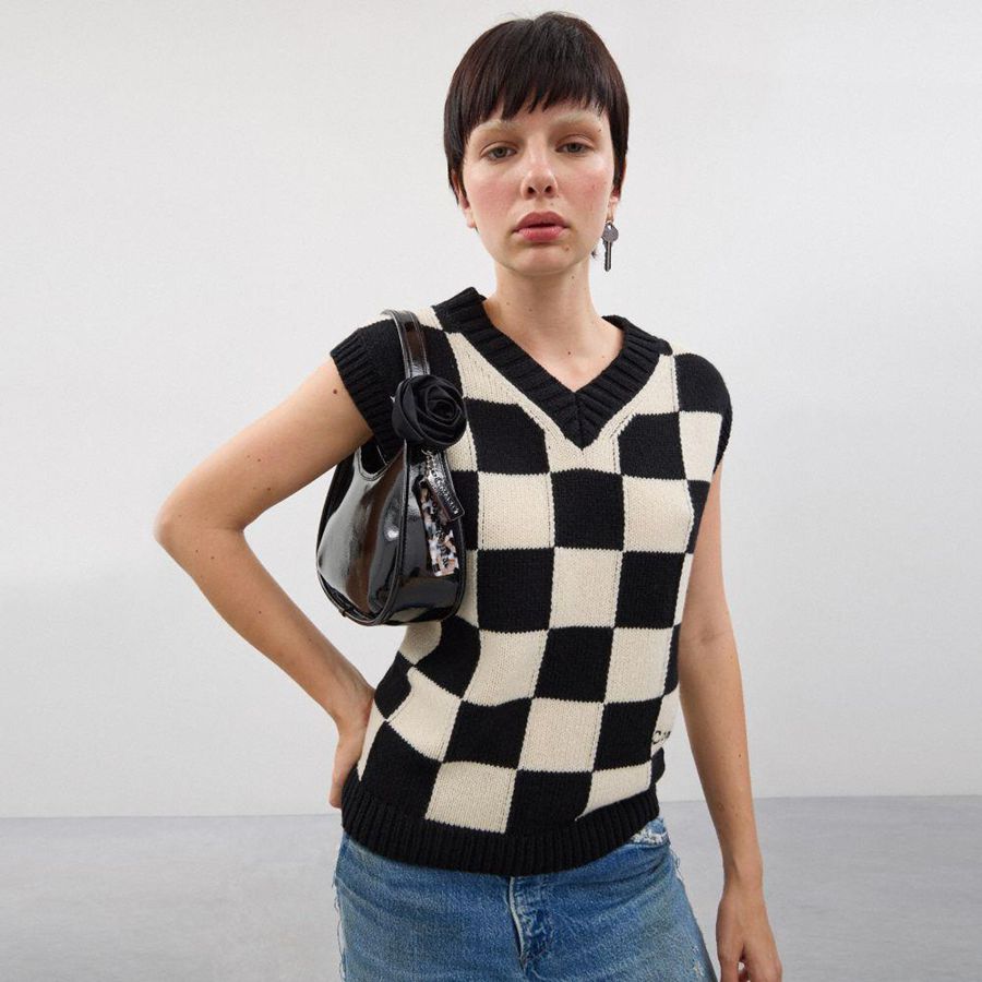 COACH® Ergo In Crinkle Patent Coachtopia Leather With Rosette Women Hobo Bag Black | PZNG04398