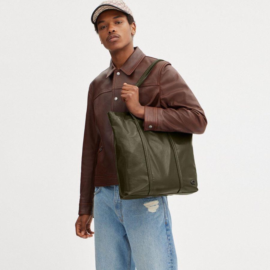 COACH® Hall Women Tote Bags Green | EBUO27650