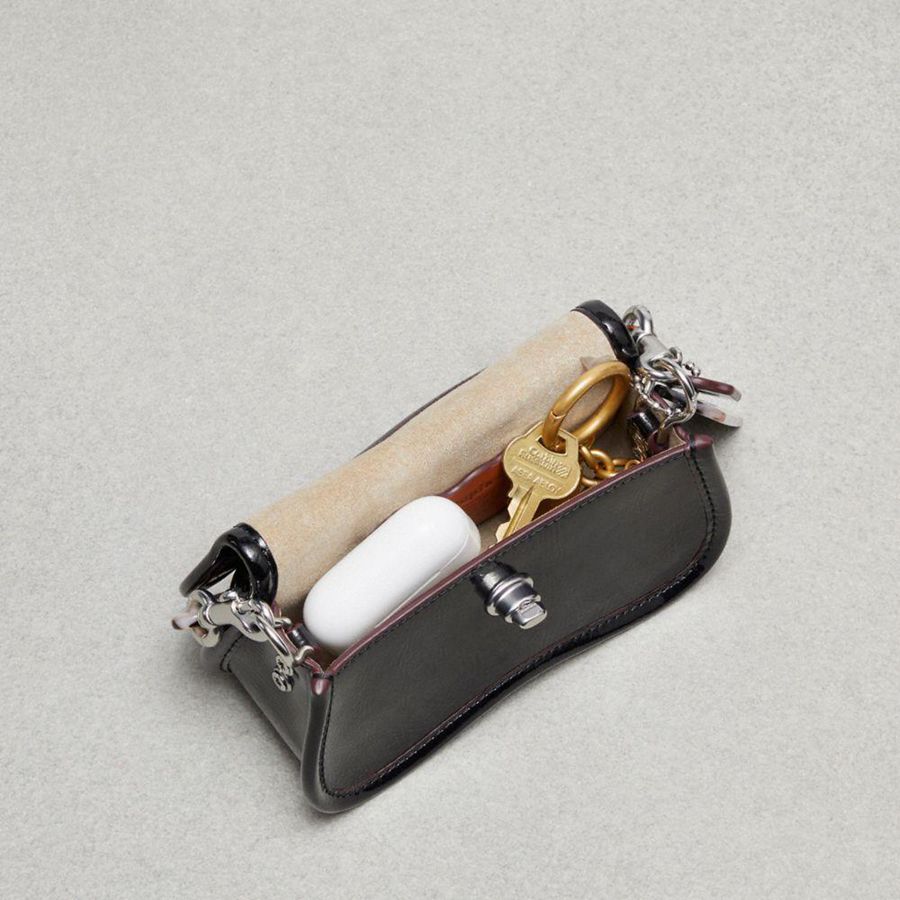 COACH® Mini Wavy Dinky In Coachtopia Leather Women Crossbody Bag White | CSUP20789