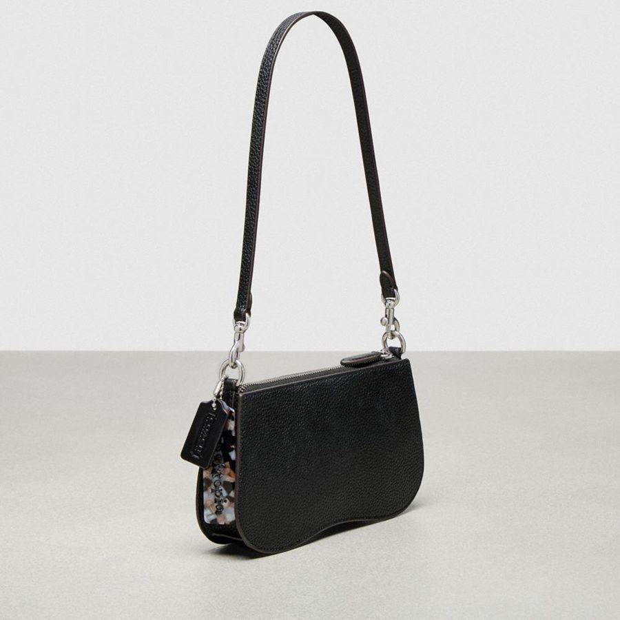 COACH® Small Wavy In Coachtopia Leather Women Shoulder Bag Black | UYRM83520