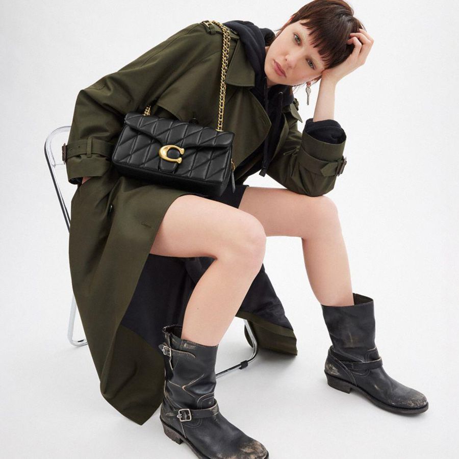 COACH® Tabby 26 With Pillow Quilting Women Shoulder Bag Black | UJWK42368