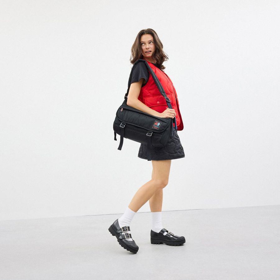 COACH® Topia Loop Messenger Men Crossbody Bag Black | VDYU70852