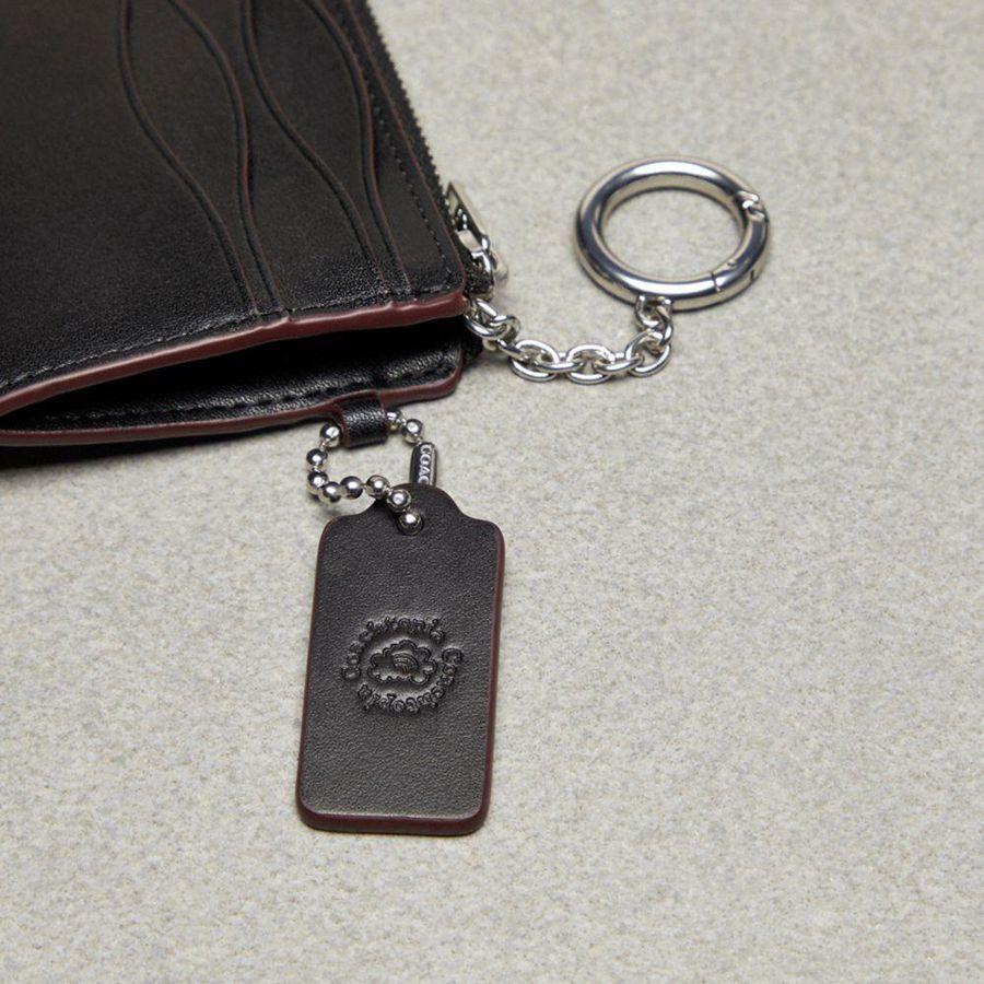 COACH® Wavy Zip Card Case With Key Ring Women Wallet Black | DLAO79265